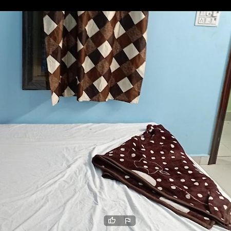 Maa Sharda Inn Hotel Maihar Екстер'єр фото